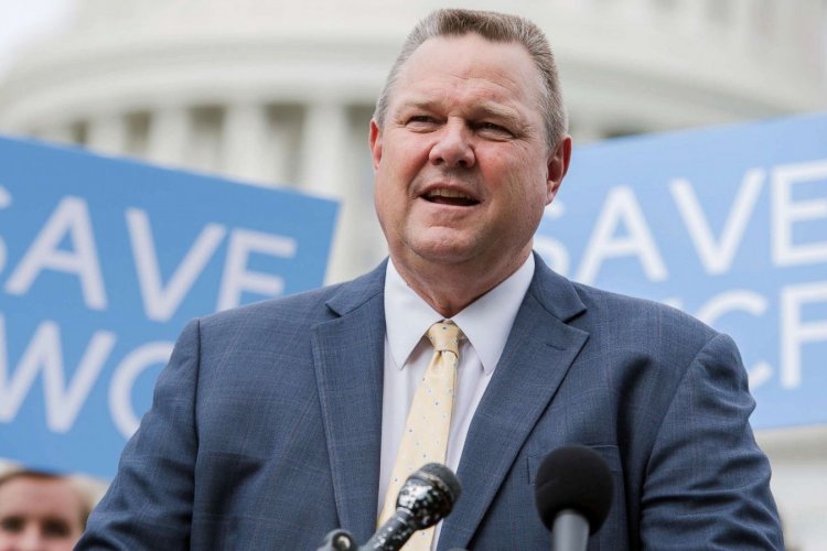 Jon Tester Net Worth, Family, Wife, Education, Children, Age