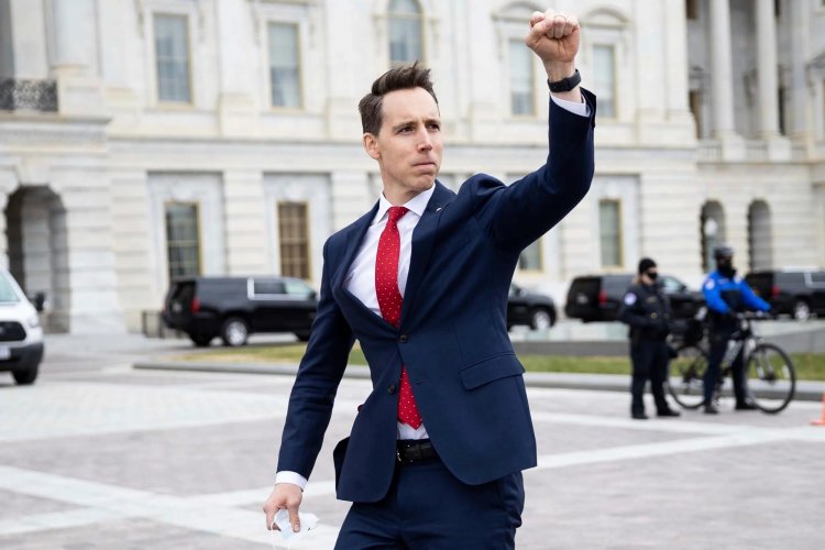 Josh Hawley : Net Worth, Family, Wife, Education, Children, Age, Biography and Political Career