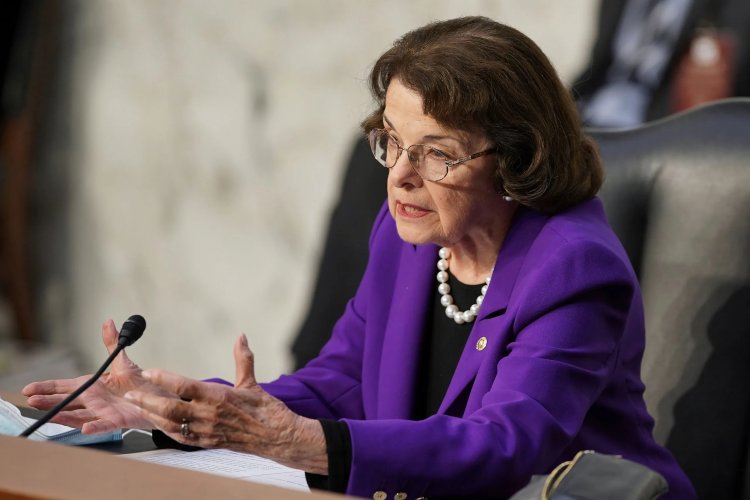 Dianne Feinstein : Net Worth, Family, Husband, Education, Children, Age, Biography and Political Career
