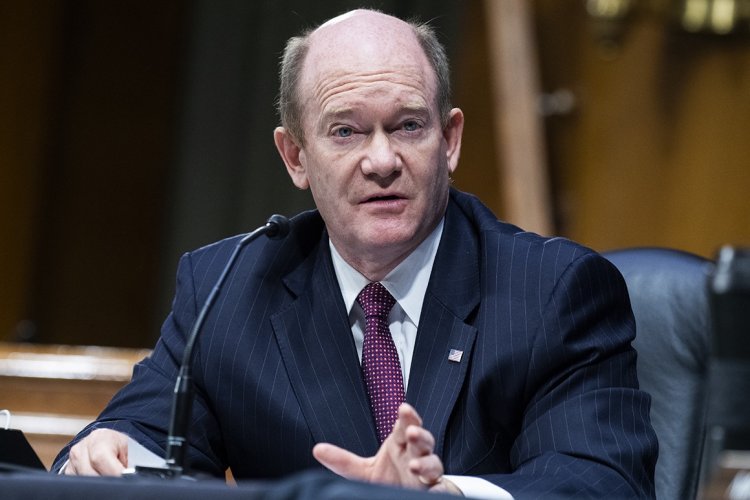 Chris Coons : Net Worth, Family, Wife, Education, Children, Age, Biography and Political Career