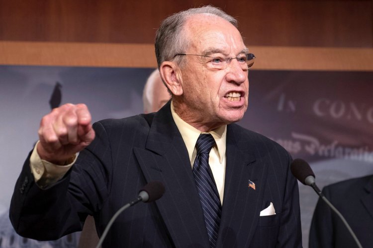 Chuck Grassley : Net Worth, Family, Wife, Education, Children, Age, Biography and Political Career