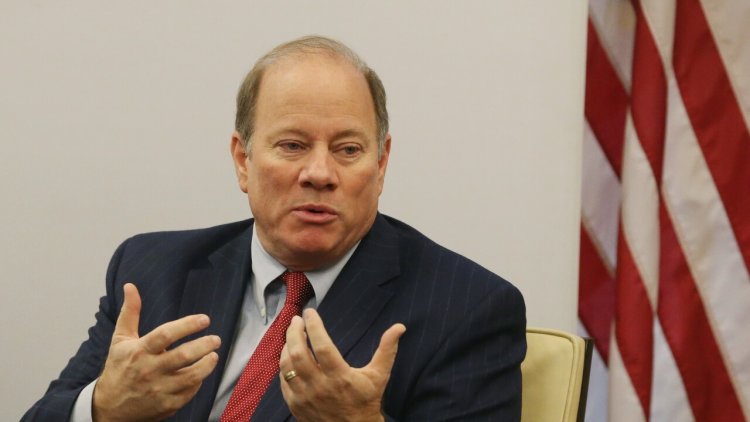 Mike Duggan : Net Worth, Family, Wife, Education, Children, Age, Biography and Political Career